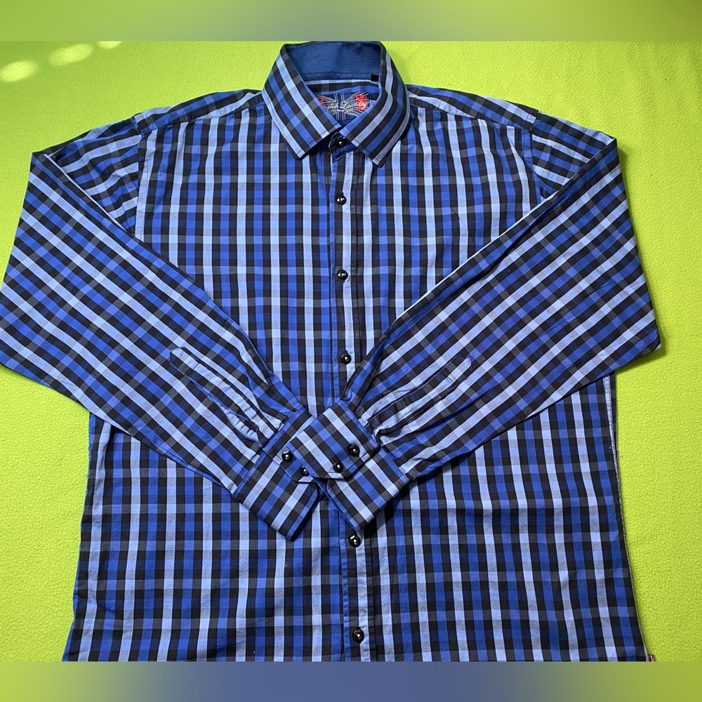 LARGE BLUE LONG SLEEVE BUTTON UP  *AS IS* ✨‼️bundle and save more✨‼️